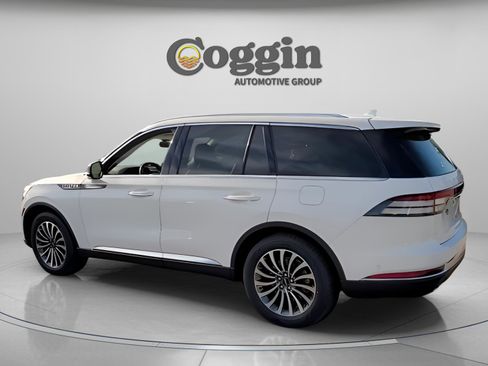 Used 2022 Lincoln Aviator Reserve w/ Equipment Group 201A image 7