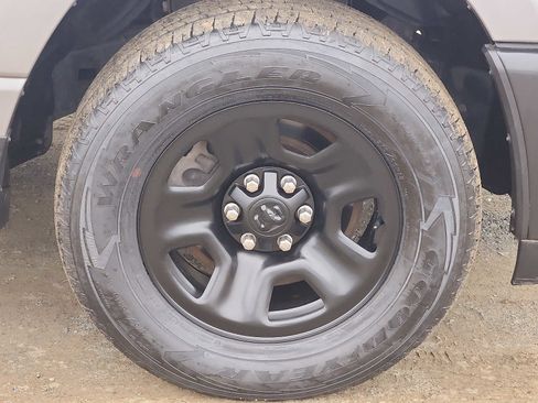 Certified 2025 RAM 1500 Tradesman image 8