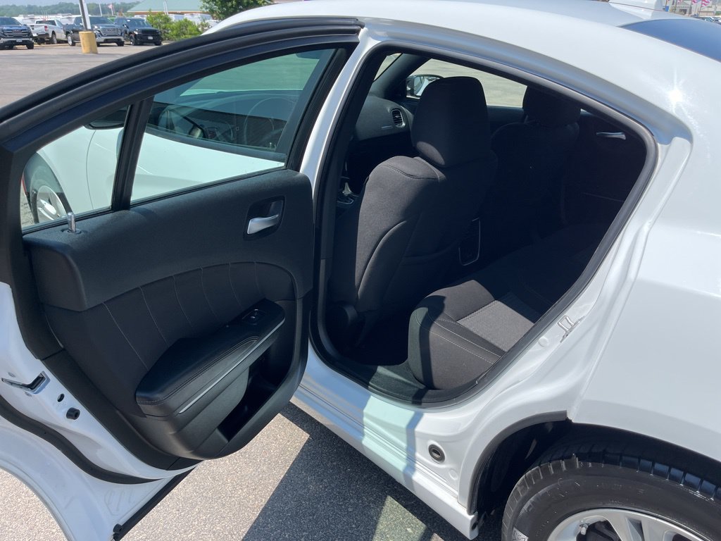 Used 2023 Dodge Charger SXT RWD image 16
