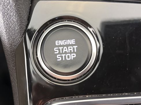 Used 2023 Kia Sportage X-Line image 25