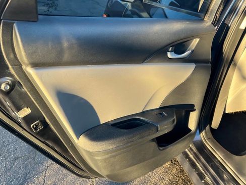 Used 2017 Honda Civic EX image 26