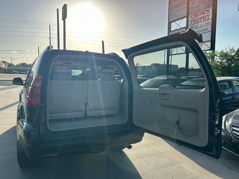 Used 2006 Lexus GX 470 AWD/4WD image 32