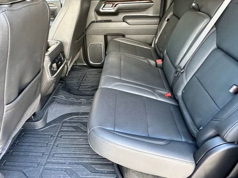 Used 2025 GMC Sierra 1500 SLT w/ SLT Premium Plus Package image 7