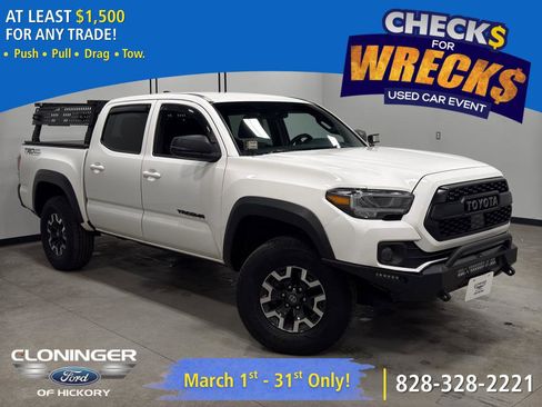 Used 2021 Toyota Tacoma TRD Off-Road image 1