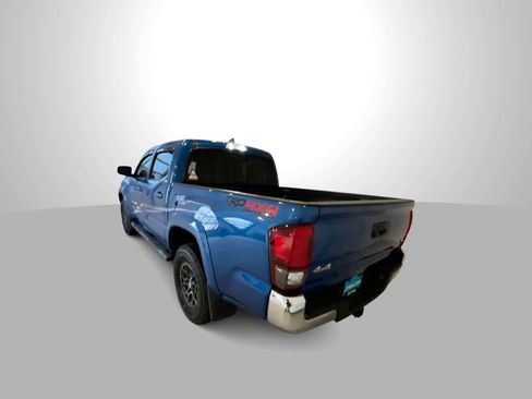 Used 2018 Toyota Tacoma SR5 image 6