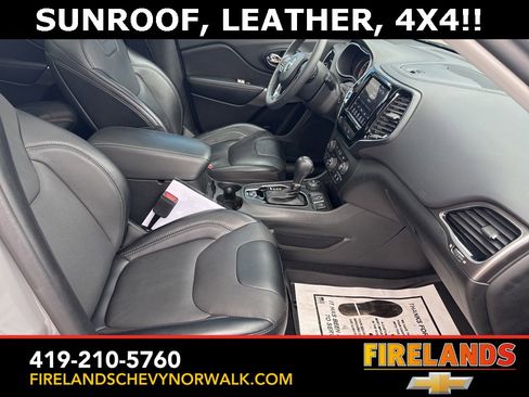 Used 2022 Jeep Cherokee Limited image 15