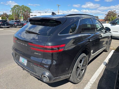Used 2025 Genesis GV70 3.5T Sport w/ Sport Advanced Package AWD/4WD image 4