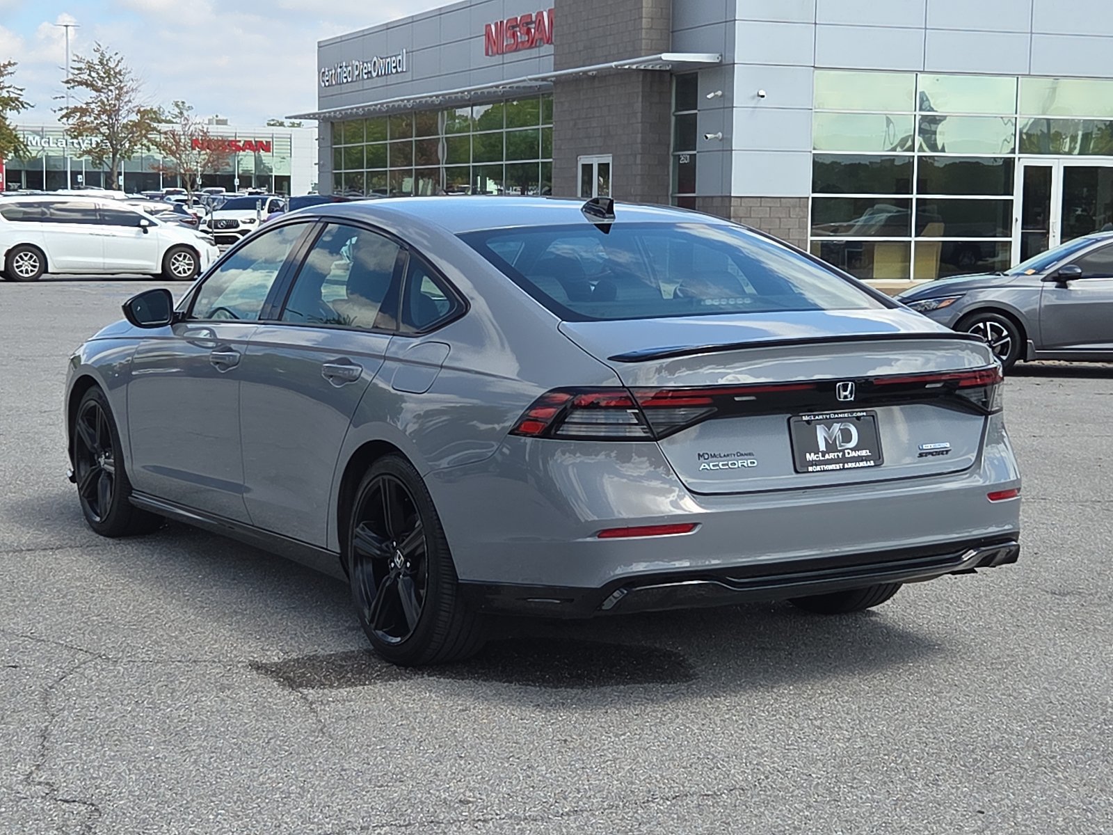 Used 2024 Honda Accord Sport image 4