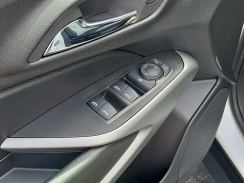 Certified 2024 Chevrolet Trax LS w/ LS Convenience Package FWD image 20