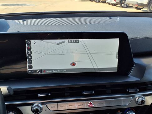 Used 2025 Kia Telluride S FWD image 32