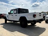Used 2023 Jeep Gladiator Willys image 3