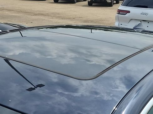 Used 2014 Chevrolet Impala LT w/ Convenience Package FWD image 2
