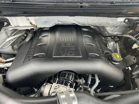 Used 2014 Ford F150 FX4 w/ Equipment Group 402A Luxury image 30