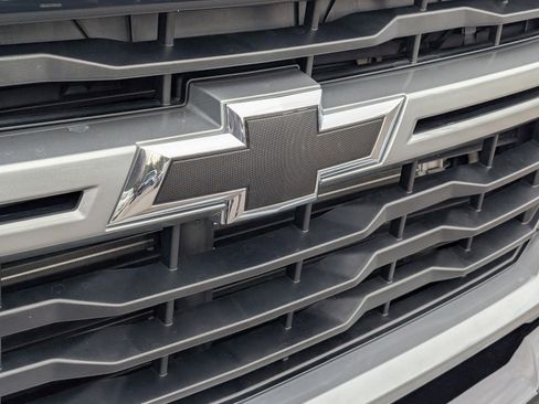 Certified 2024 Chevrolet Silverado 2500 Custom w/ Custom Value Package image 5