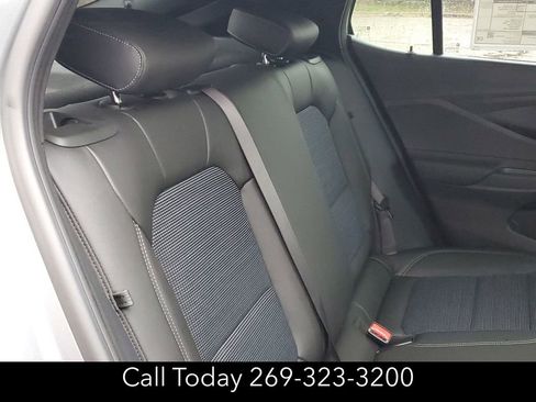 New 2025 Buick Envista Preferred w/ Advanced Safety Package image 25