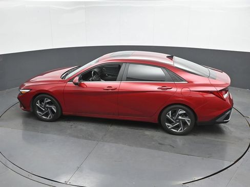 Used 2024 Hyundai Elantra Limited FWD image 37