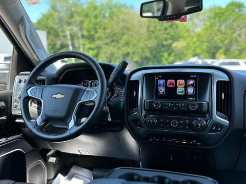 Used 2015 Chevrolet Silverado 3500 LT w/ LT Convenience Package AWD/4WD image 10