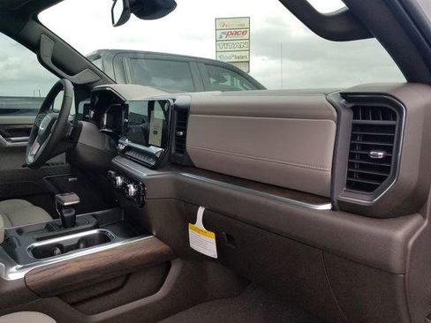 New 2026 GMC Sierra 1500 SLT AWD/4WD image 13