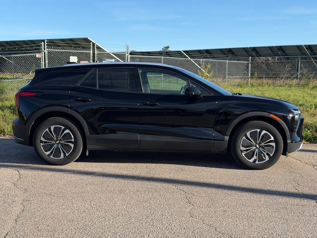 Used 2024 Chevrolet Blazer EV LT AWD/4WD image 6
