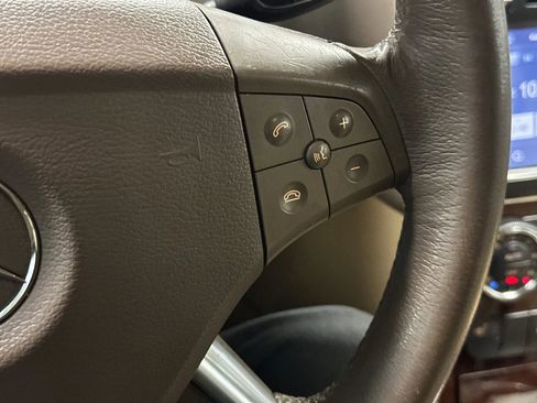 Used 2008 Mercedes-Benz ML 550 4MATIC image 32