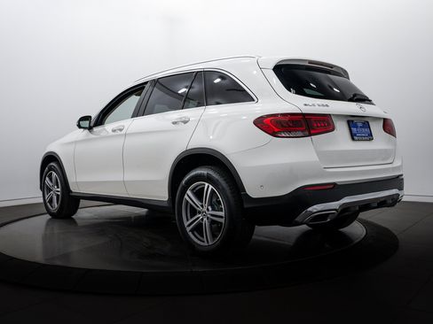 Used 2022 Mercedes-Benz GLC 300 4MATIC image 5