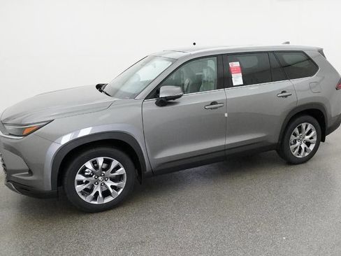 New 2026 Toyota Grand Highlander Limited image 2