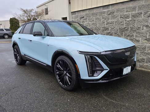 New 2026 Cadillac Lyriq Premium Sport image 10