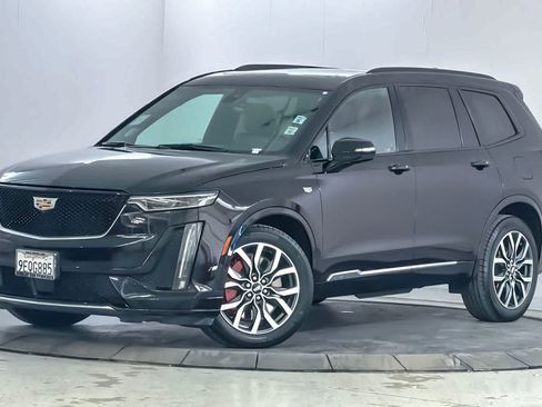 Used 2023 Cadillac XT6 Sport w/ Technology Package AWD/4WD image 1