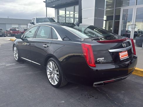 Used 2015 Cadillac XTS Platinum image 2