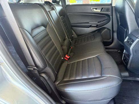 Used 2023 Ford Edge SEL w/ Convenience Package AWD/4WD image 7