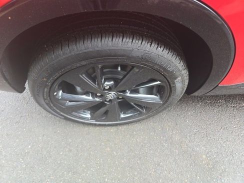 New 2025 Buick Envision Sport Touring image 31