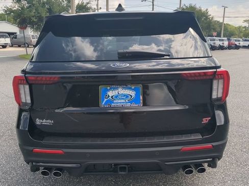 New 2026 Ford Explorer ST RWD image 6