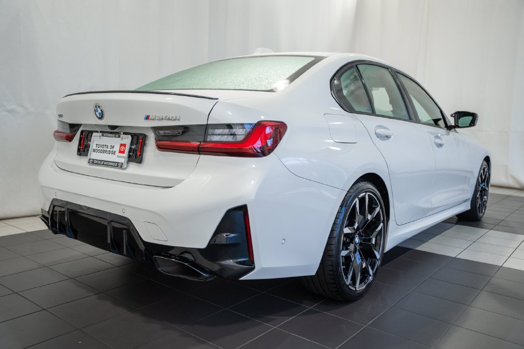 Used 2025 BMW M340i xDrive AWD/4WD image 4