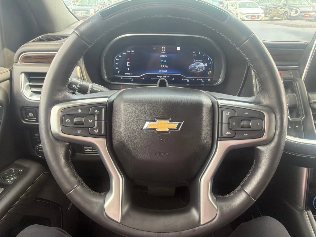 Certified 2023 Chevrolet Suburban Premier w/ Advanced Technology Package AWD/4WD image 9
