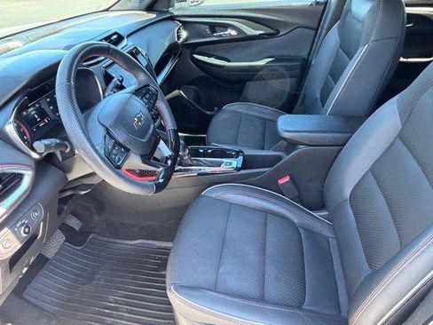 Used 2023 Chevrolet TrailBlazer RS w/ Convenience Package FWD image 16