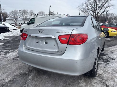 Used 2010 Hyundai Elantra GLS FWD image 7