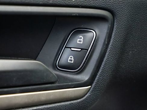 Used 2022 Ford Escape SE AWD/4WD image 23