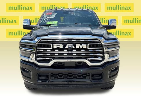 Used 2026 RAM 2500 Limited AWD/4WD image 14