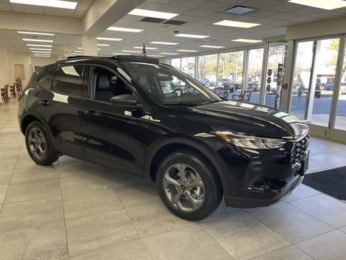 New 2026 Ford Escape ST-Line w/ Tech Pack #1 AWD/4WD image 1