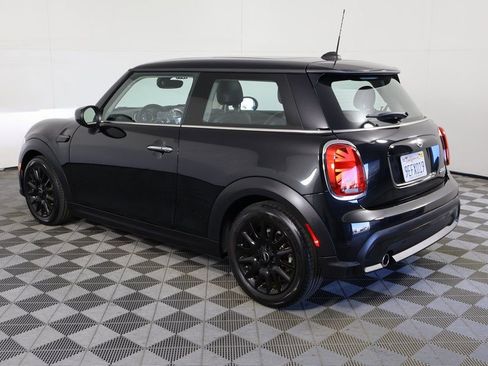 Used 2023 MINI Cooper 2-Door Hardtop image 6