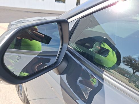 Used 2025 Toyota Camry SE image 14