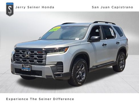 New 2026 Honda Pilot TrailSport image 1