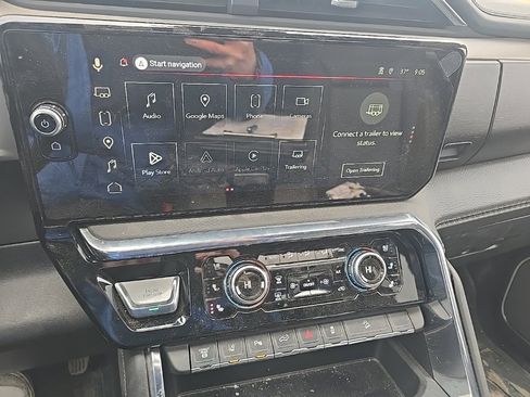 Used 2025 GMC Sierra 3500 Denali image 22