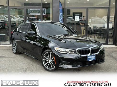 Used 2021 BMW 330i xDrive Sedan w/ Premium Package AWD/4WD image 2