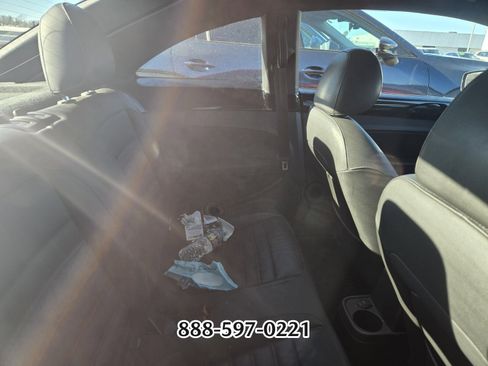 Used 2014 Volkswagen Beetle R-Line image 7