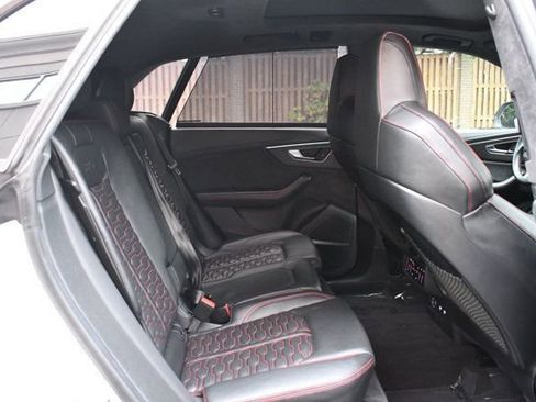 Used 2020 Audi RS Q8 w/ Carbon Optic Package image 40