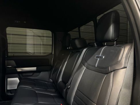 Used 2025 Ford F450 Platinum image 23