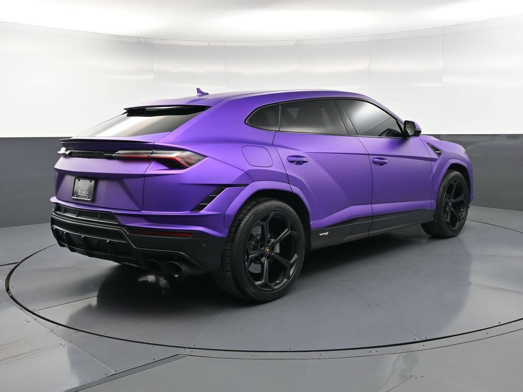 Used 2024 Lamborghini Urus S AWD/4WD image 8