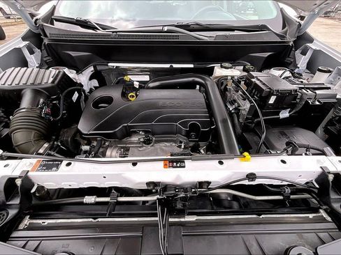 Used 2024 Chevrolet Equinox LT image 31