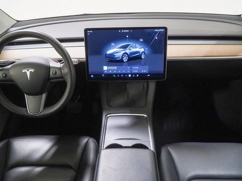 Used 2023 Tesla Model Y Long Range image 26